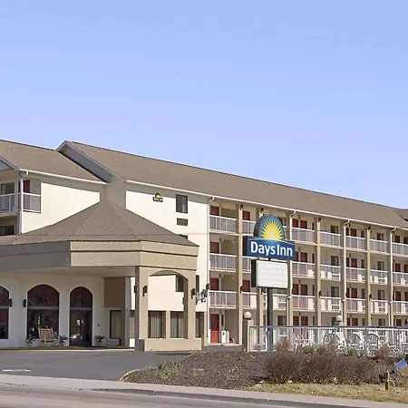 Days Inn By Wyndham Apple Valley Pigeon Forge/Sevierville
